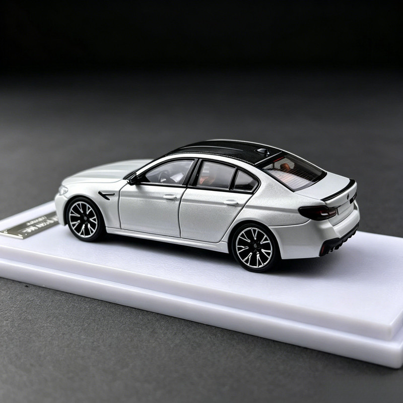 Howie Model 1/64 NEW BMW M5 F9 - đánh giá và giá Kids Toys Boys